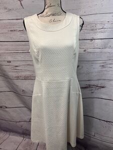 White House Black Market Dress Womens 14 White‎ Sleeveless Textured Lined Chic